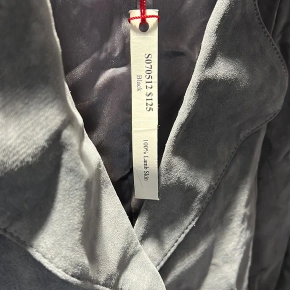 Smitten Lamb Skin Blazer - Picture 4 of 5